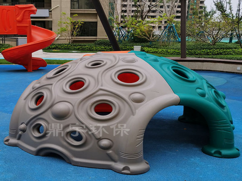 ��ͯ�Θ��O(sh��)ʩ����